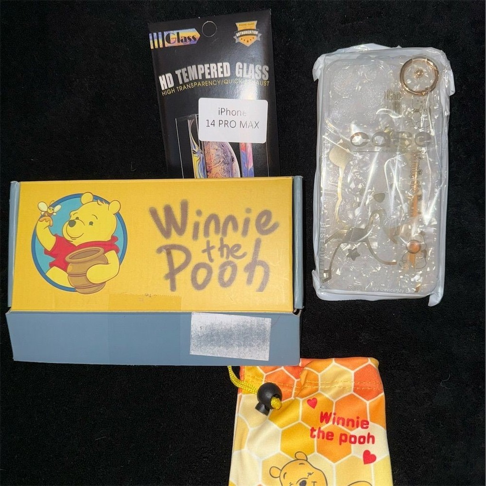 Disney Winnie the Pooh Phone Care Package iPhone 14 Pro Max no stand or lanyard‎